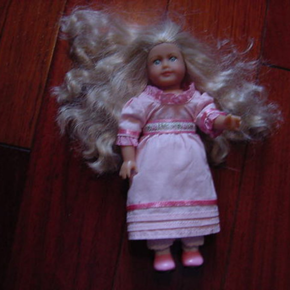 retired american girl doll accessories